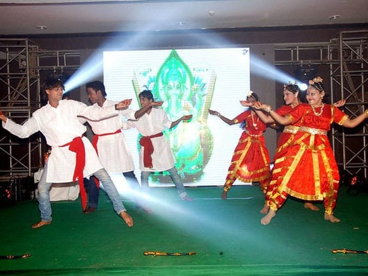 Dance Troupe